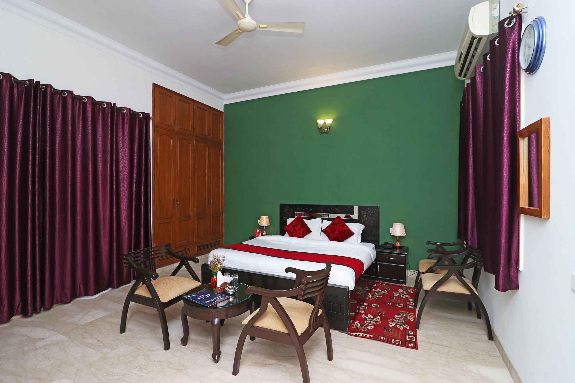 Fabexpress Ashray Hotell Noida Exteriör bild